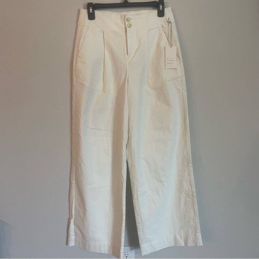 NWT Wide Leg High Waisted Trousers Size 6